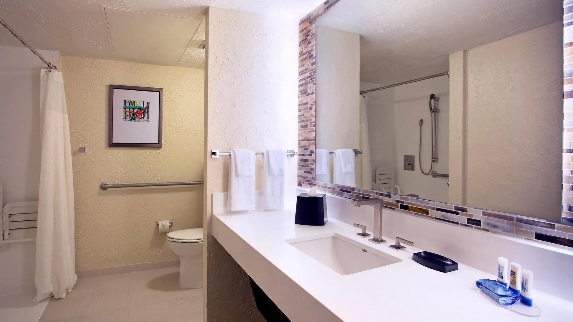 Fairfield & By Marriott Hotel Key West