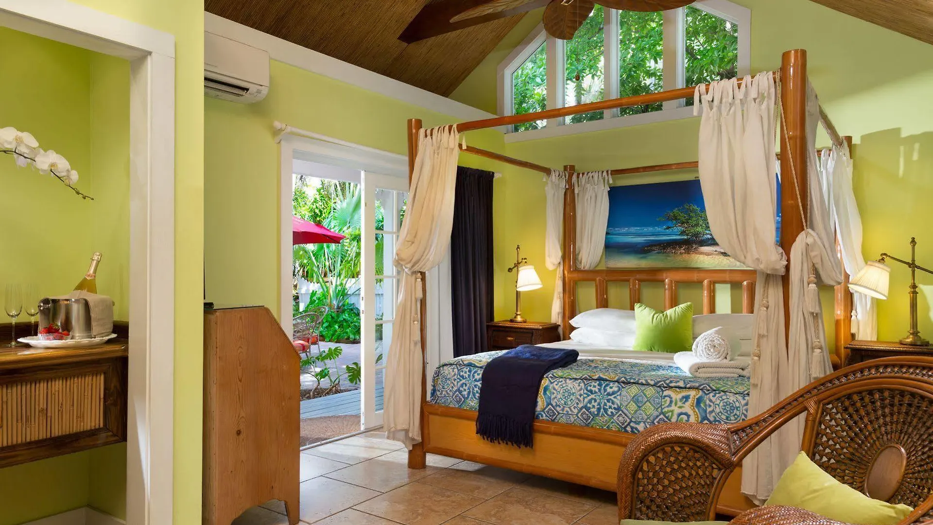 Tropical Hotel Key West