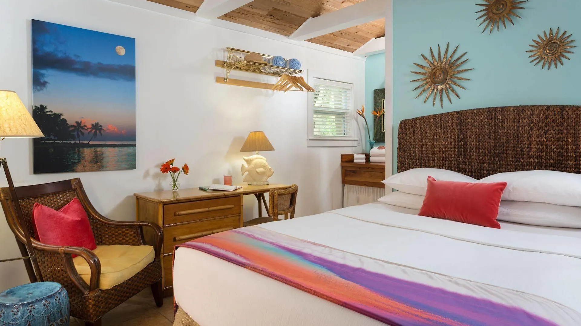 Tropical Hotel