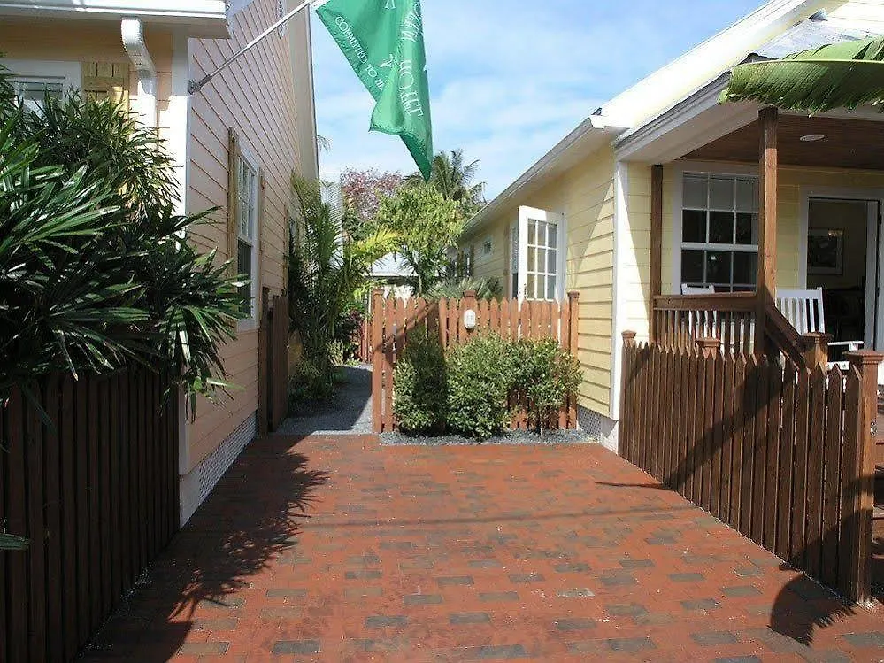 Travelers Palm Fogadó Key West