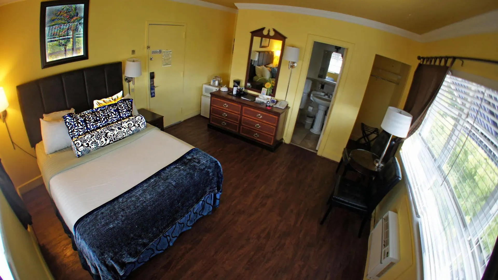 Pegasus International Hotel 3*