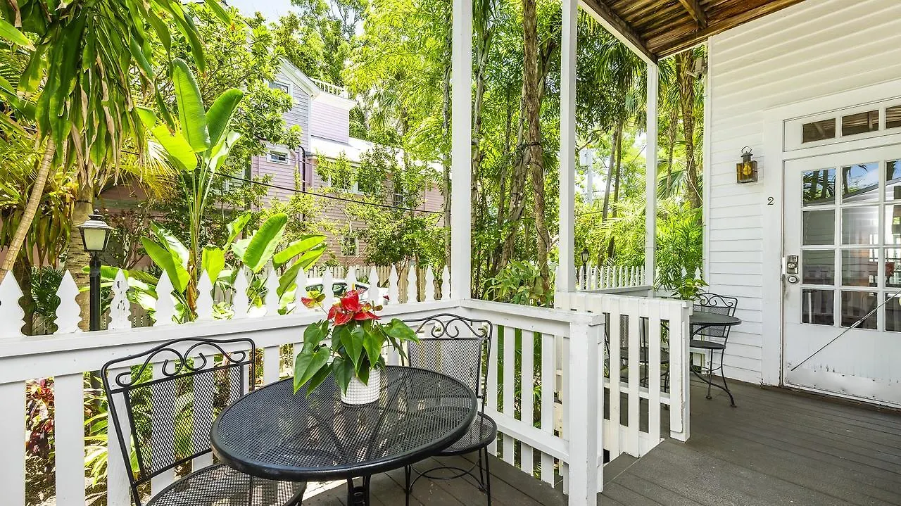 Bed and Breakfast Old Town Manor 3*