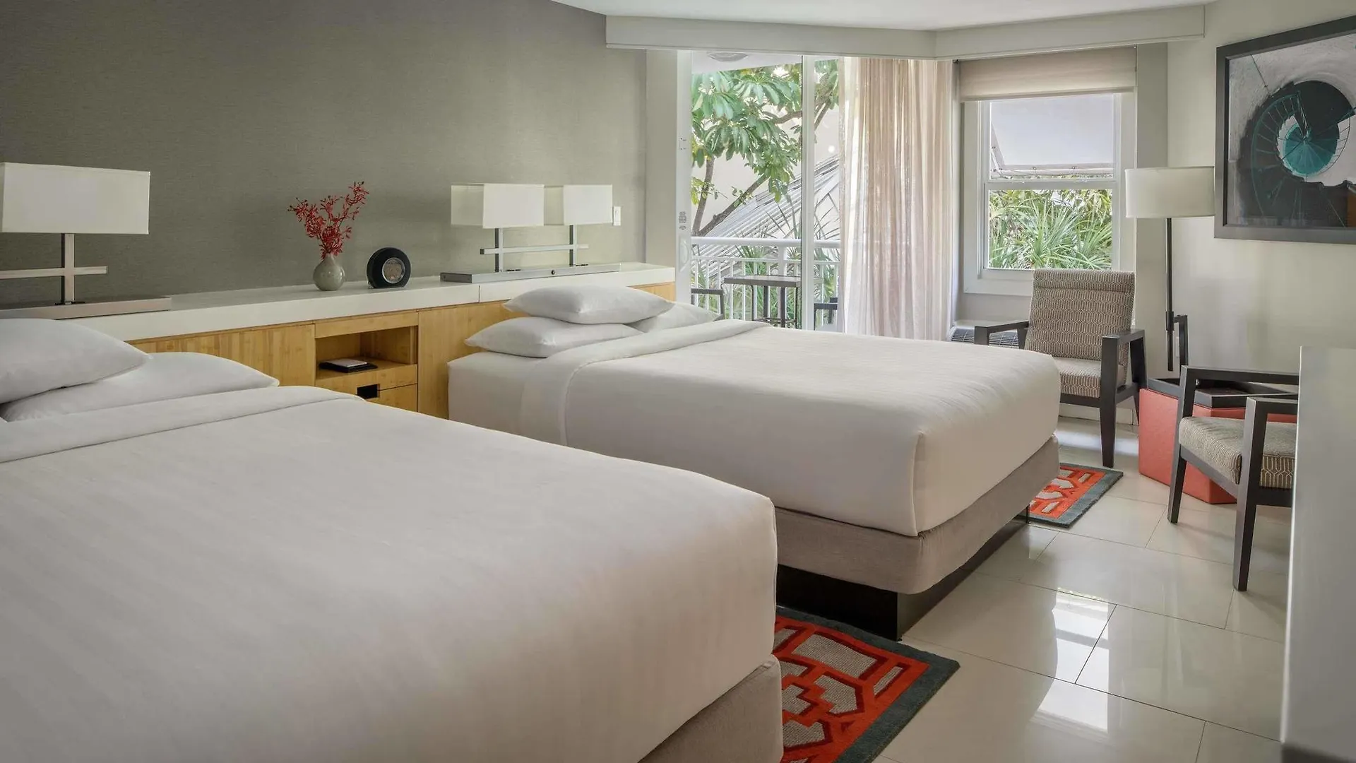 Hyatt Centric & Курортный комплекс