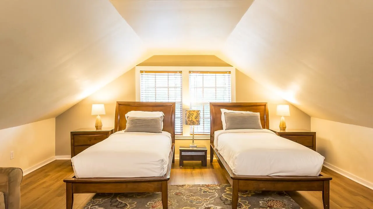 L'habitation Guesthouse- Adult Exclusive