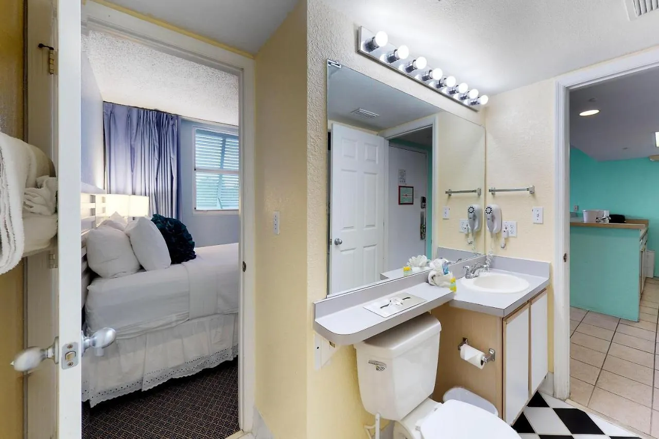 Дом отдыха Sunrise Suites Martinique #108