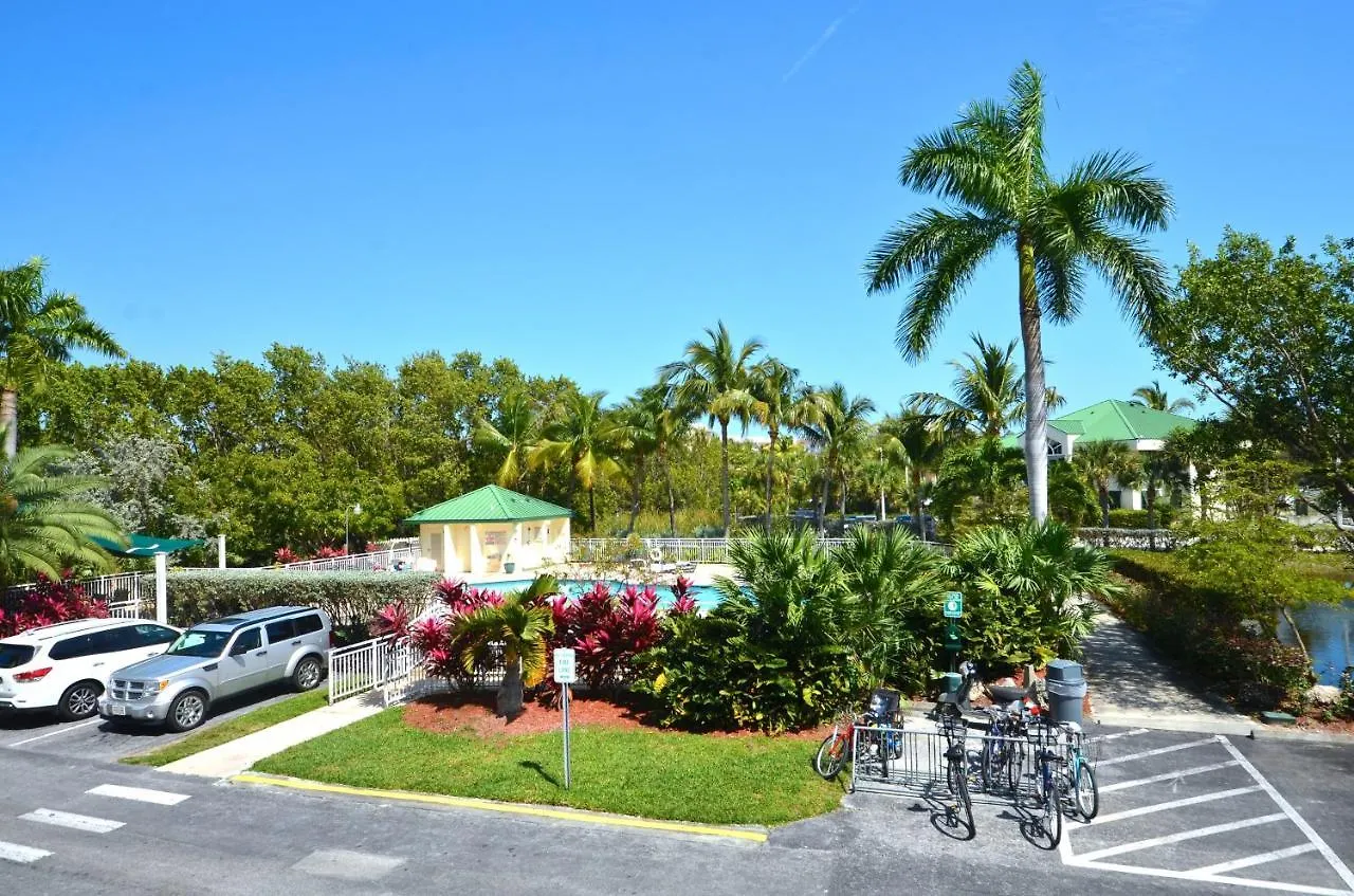 Sunrise Suites Trinidad #105