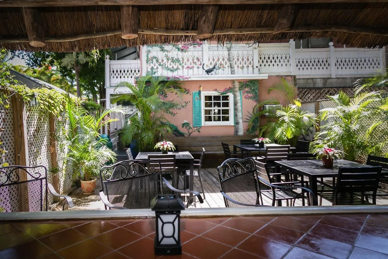 Courtney's Place Historic & Affittacamere Key West