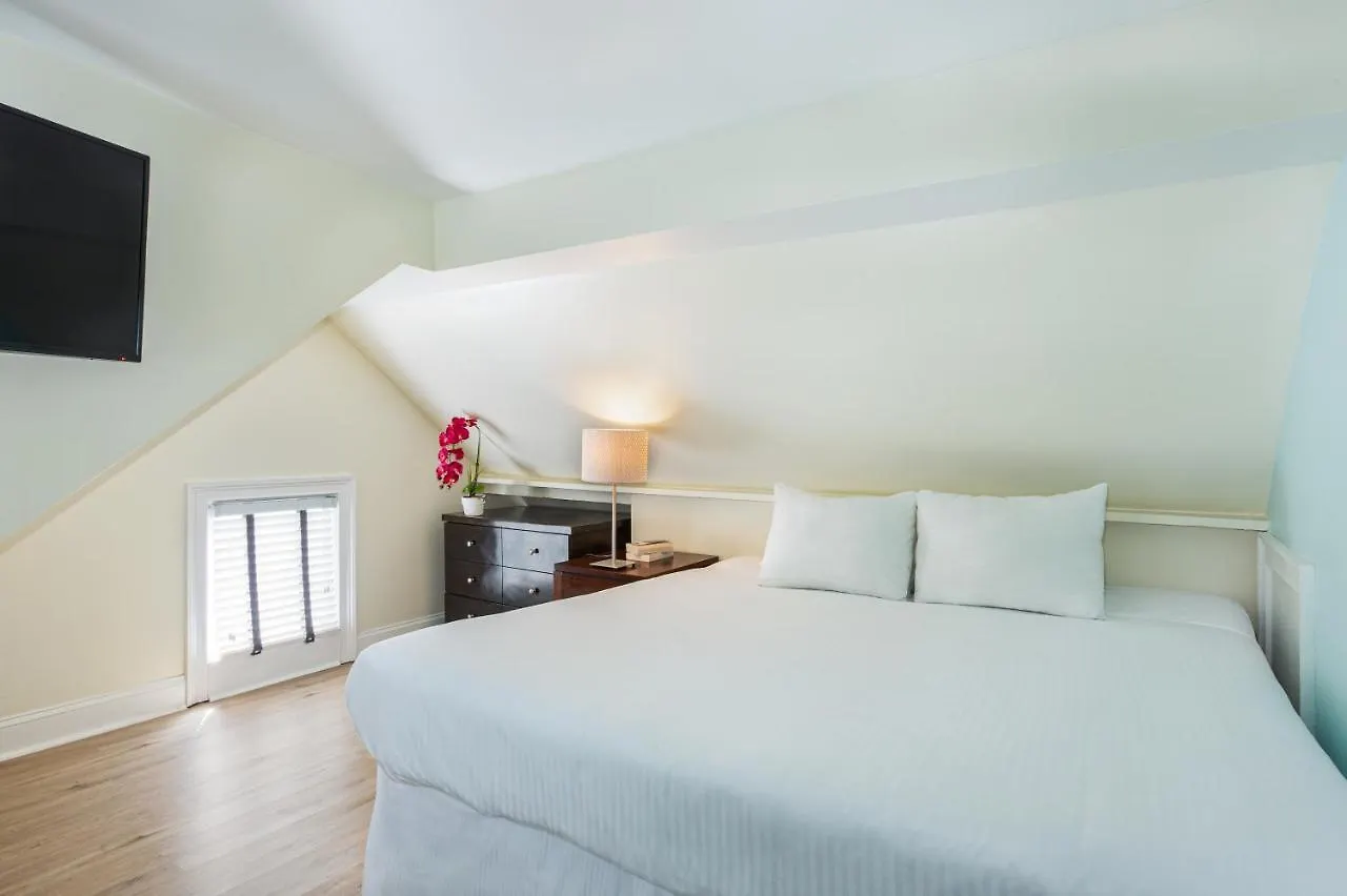 Nyah - Adult Exclusive Bed and breakfast