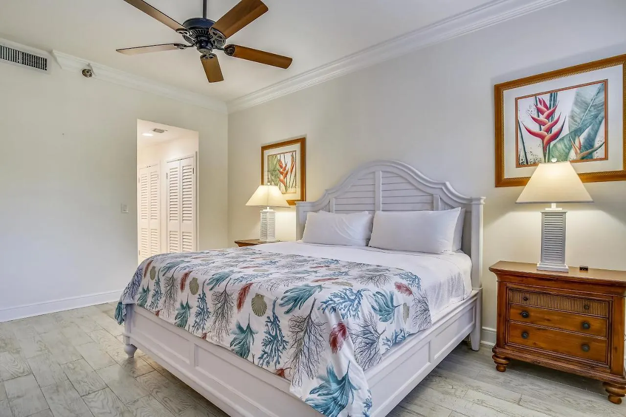 Sunset At Harbour Place Apartment Key West