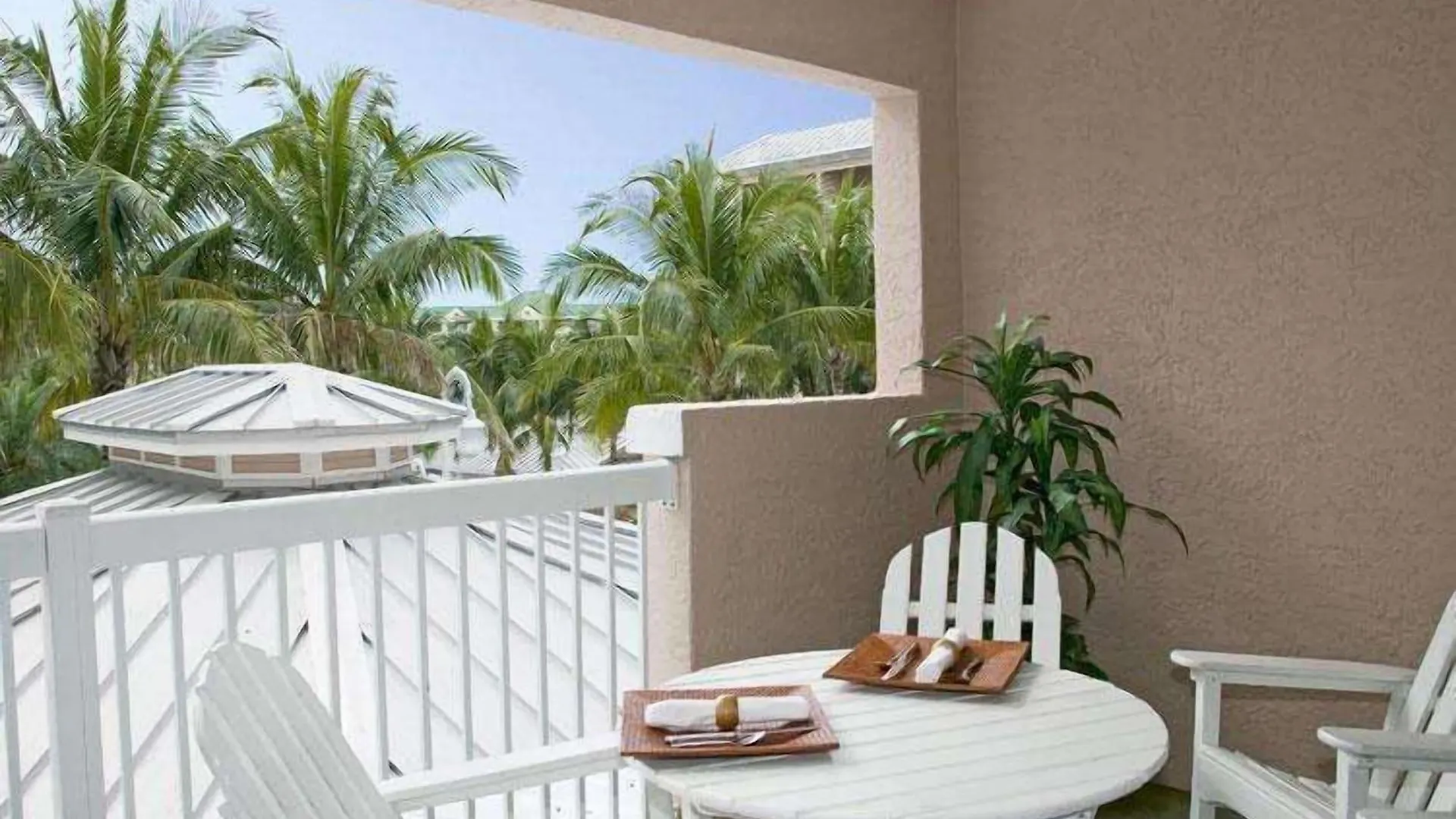 Doubletree By Hilton Grand Key Rezort 4*