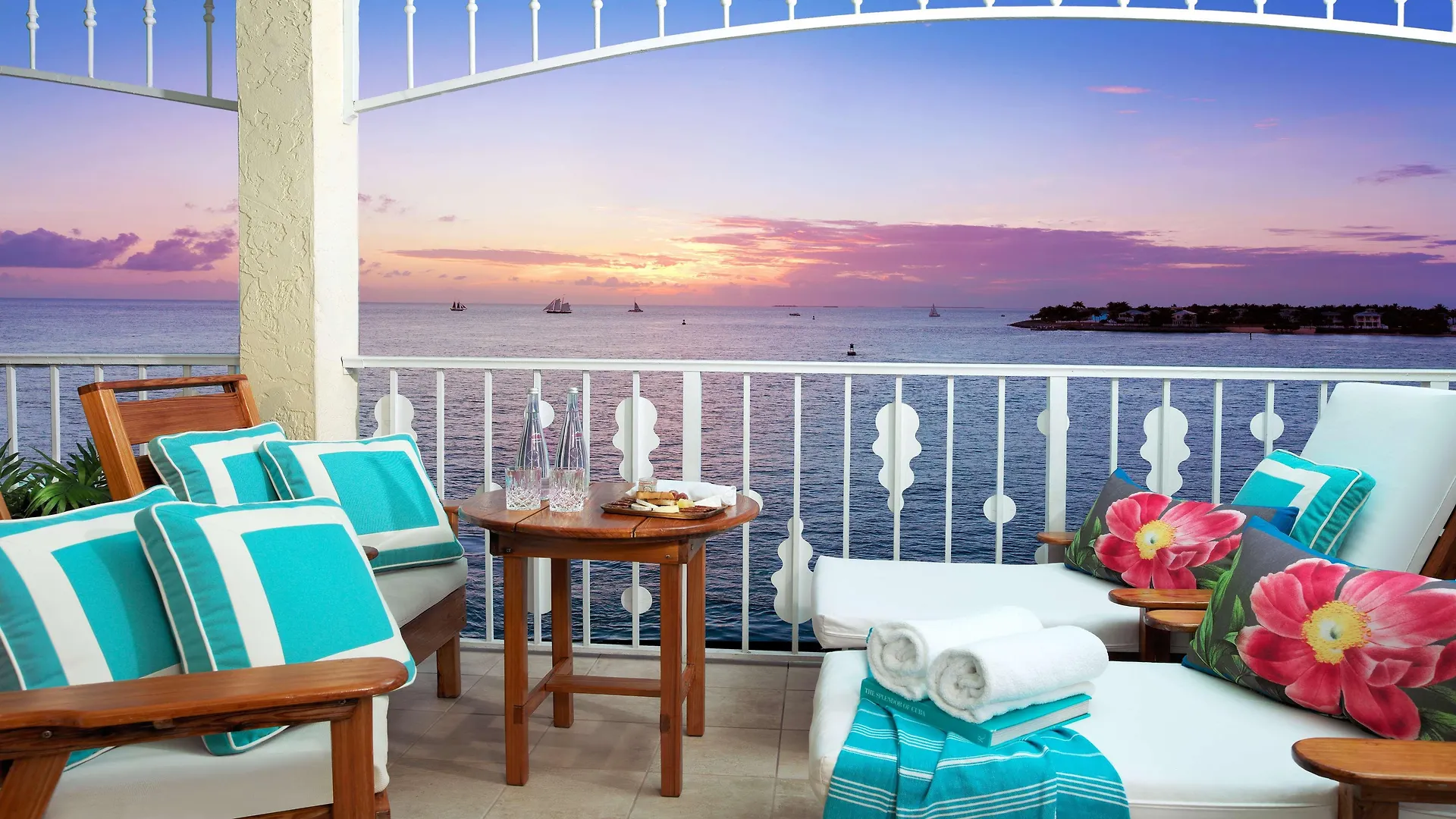 Semesteranläggning (resort) Ocean Key & Spa, A Noble House