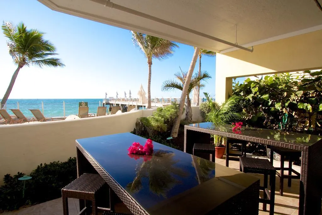 Southernmost Hotel 3*