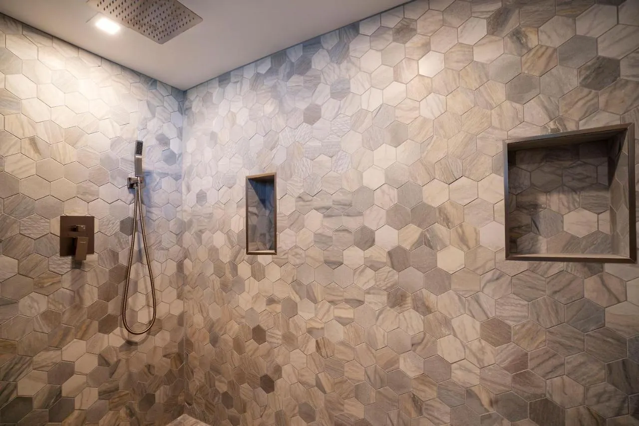 Blue Haven Unit B416 * Cayo Hueso