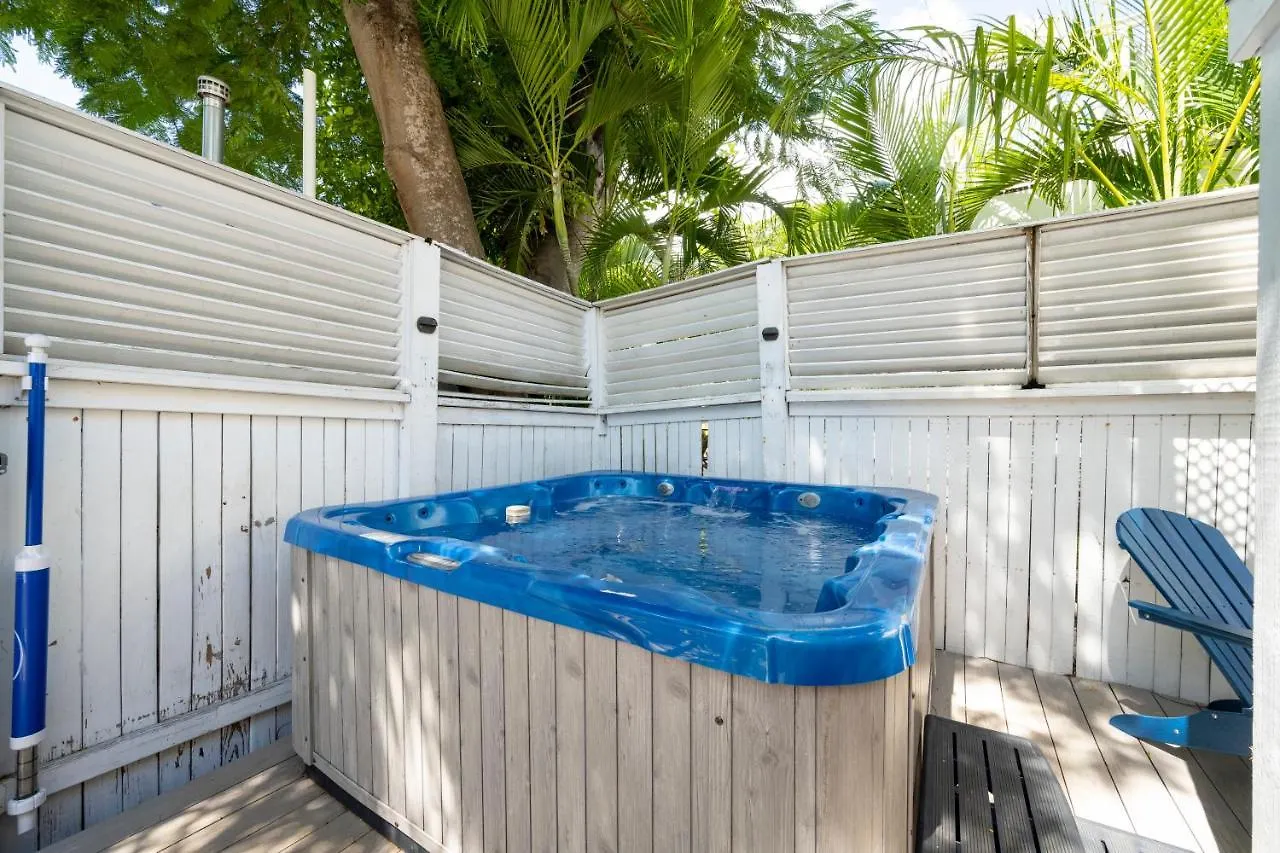 Crawl To Duval W/ Hot Tub Holiday home *