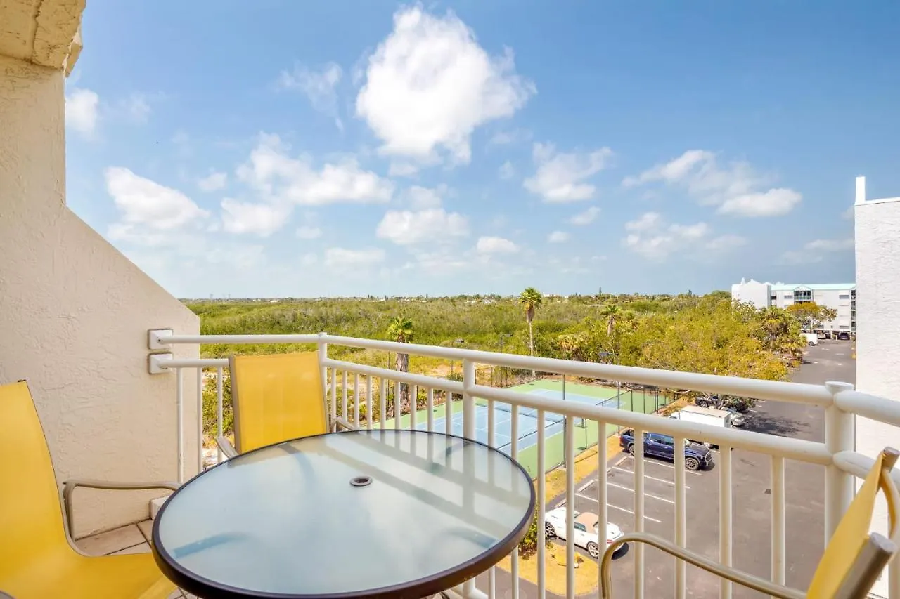 New! Cristbal - Balcony, Parking & Pool! Tatil Evi
