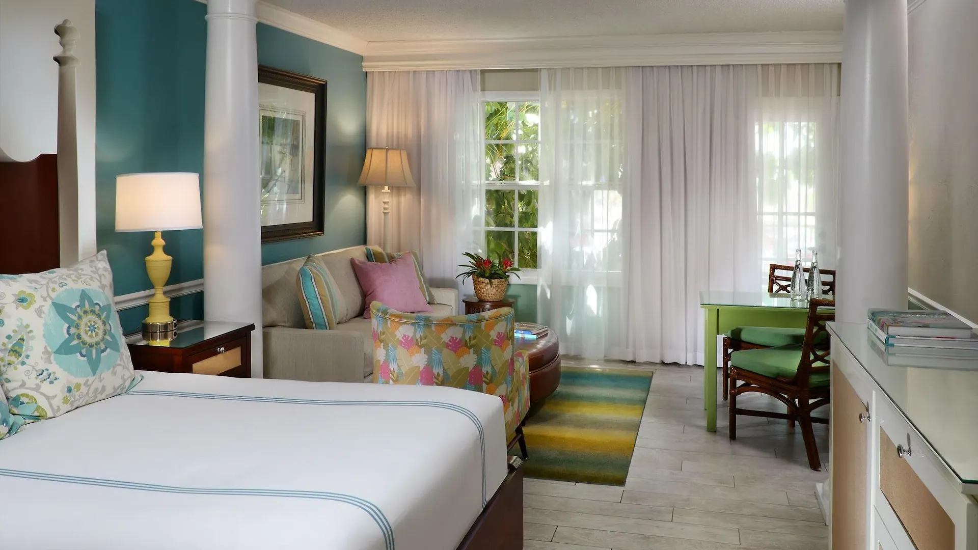 Semesteranläggning (resort) Ocean Key & Spa, A Noble House