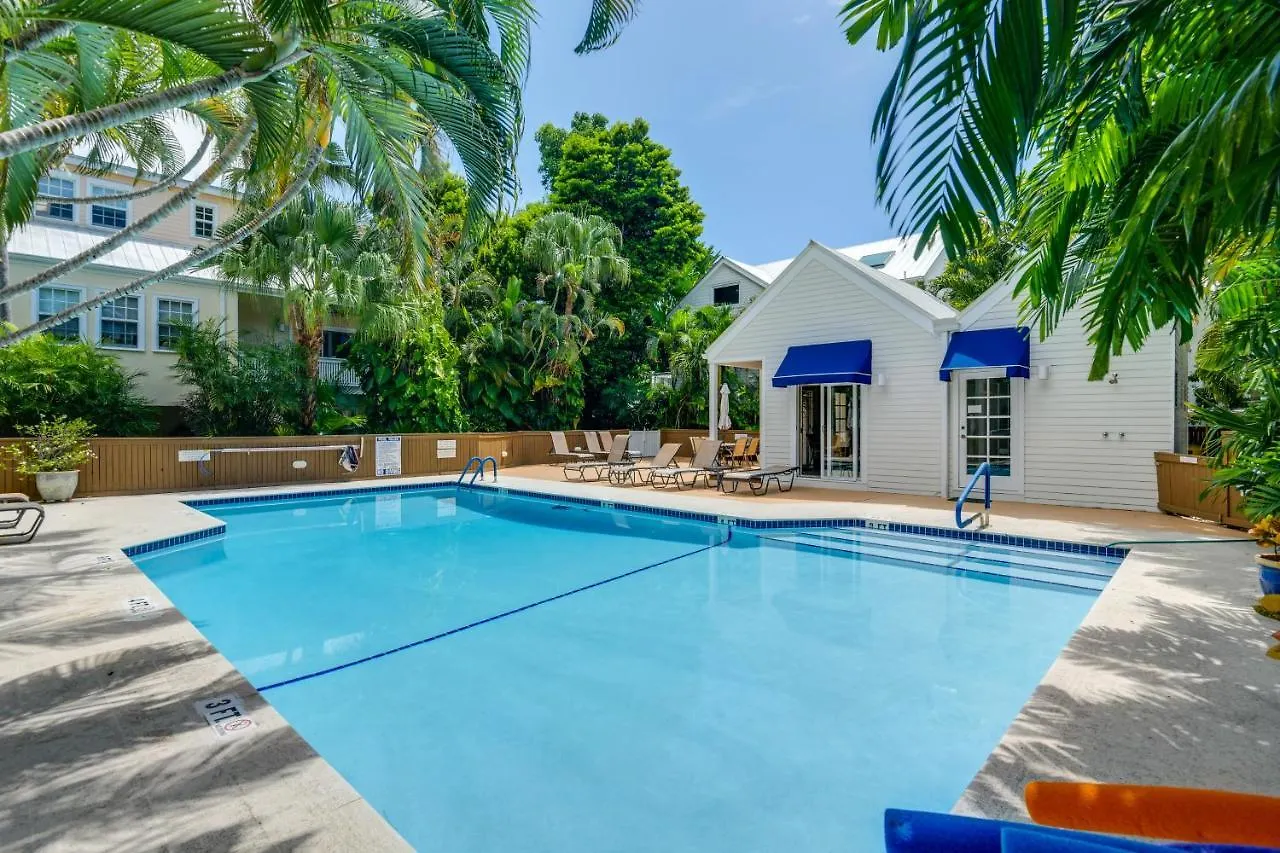 Apartment Breezy First-floor With Pool Access Key West