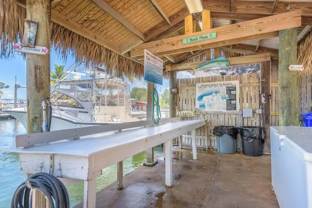Holiday home Florida - Spacious Updated Waterfront 2x2 Pool Dock