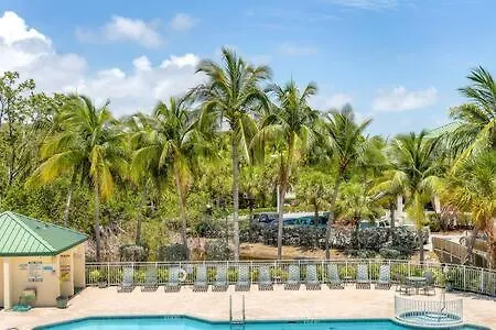 The St Martin -hot Tub & Pool بيت للعطل *