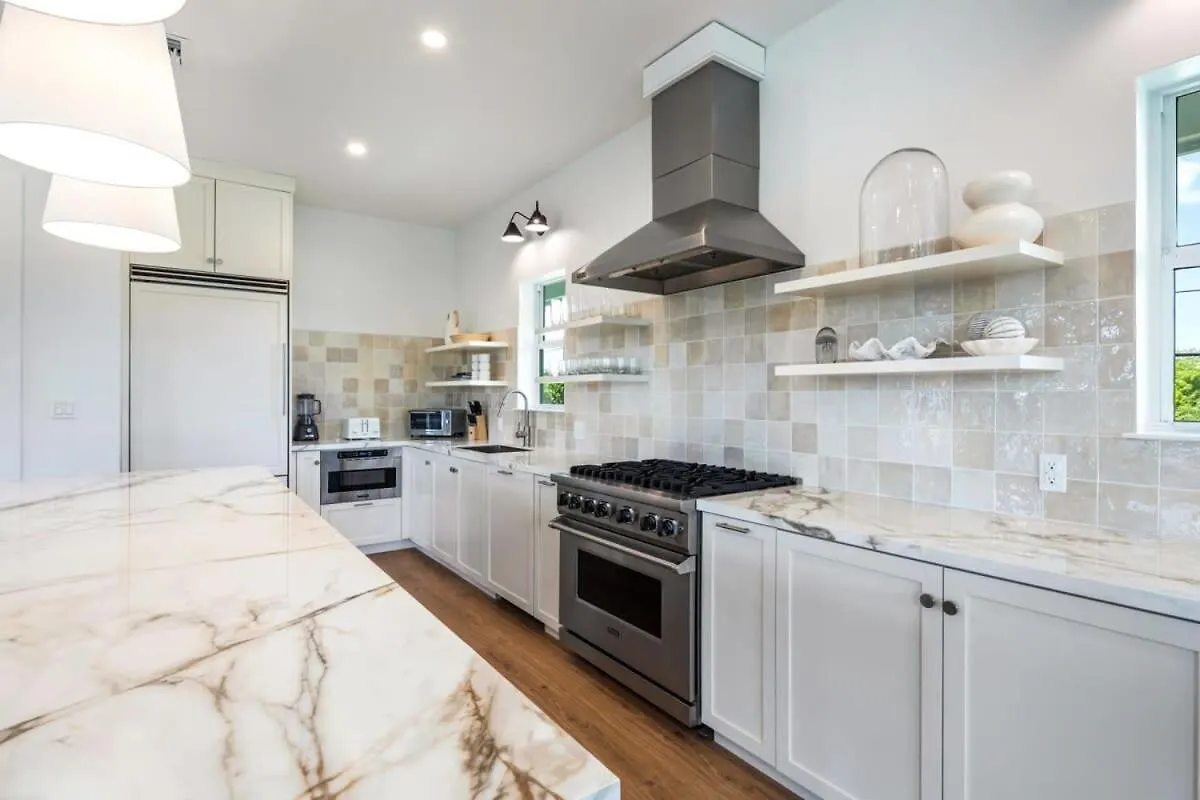 Σπίτι διακοπών The Crestwood House - Private Heated Pool & Parking *