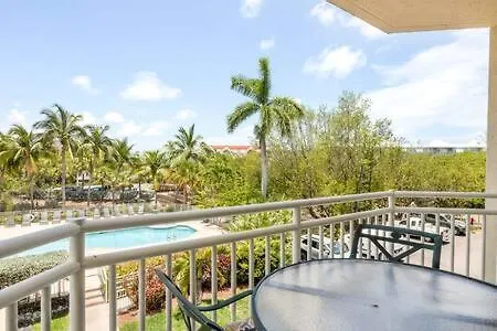 The St Martin -hot Tub & Pool بيت للعطل كي وست