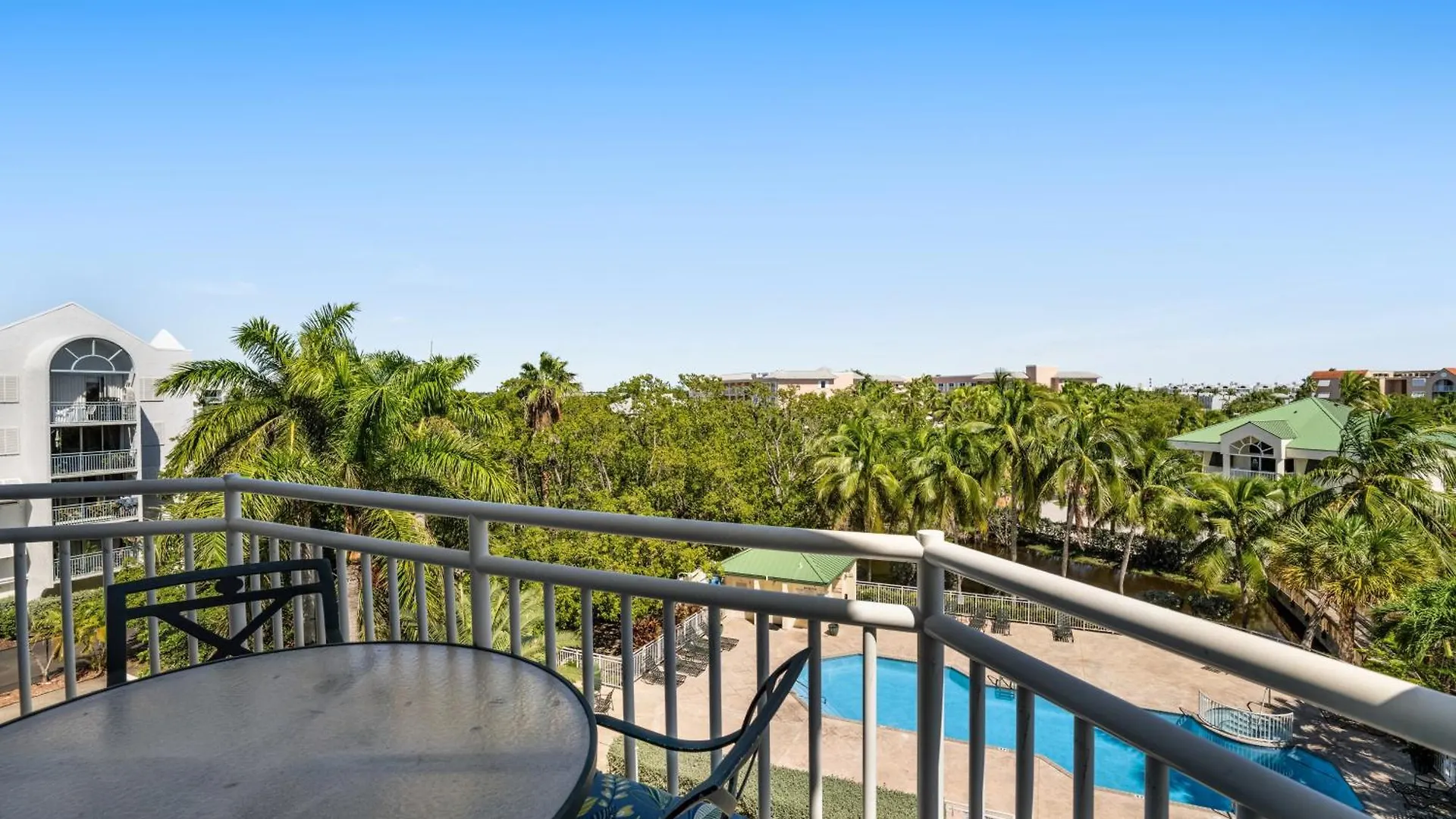 Apartment Sunrise Paradise Escape #407 *