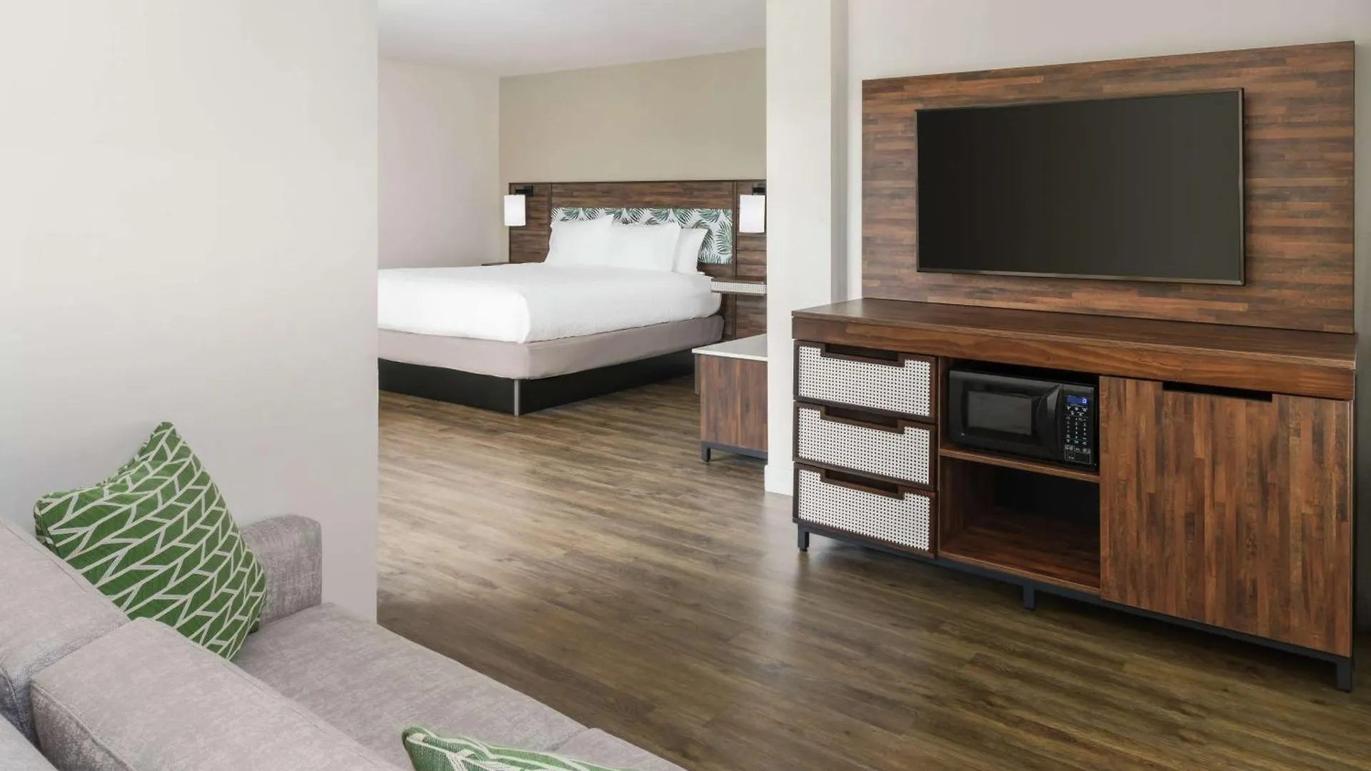 Hotel Hampton Fl 3*