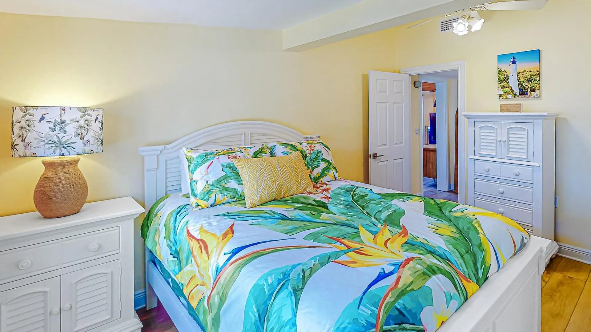 Paradise On Packer * Key West