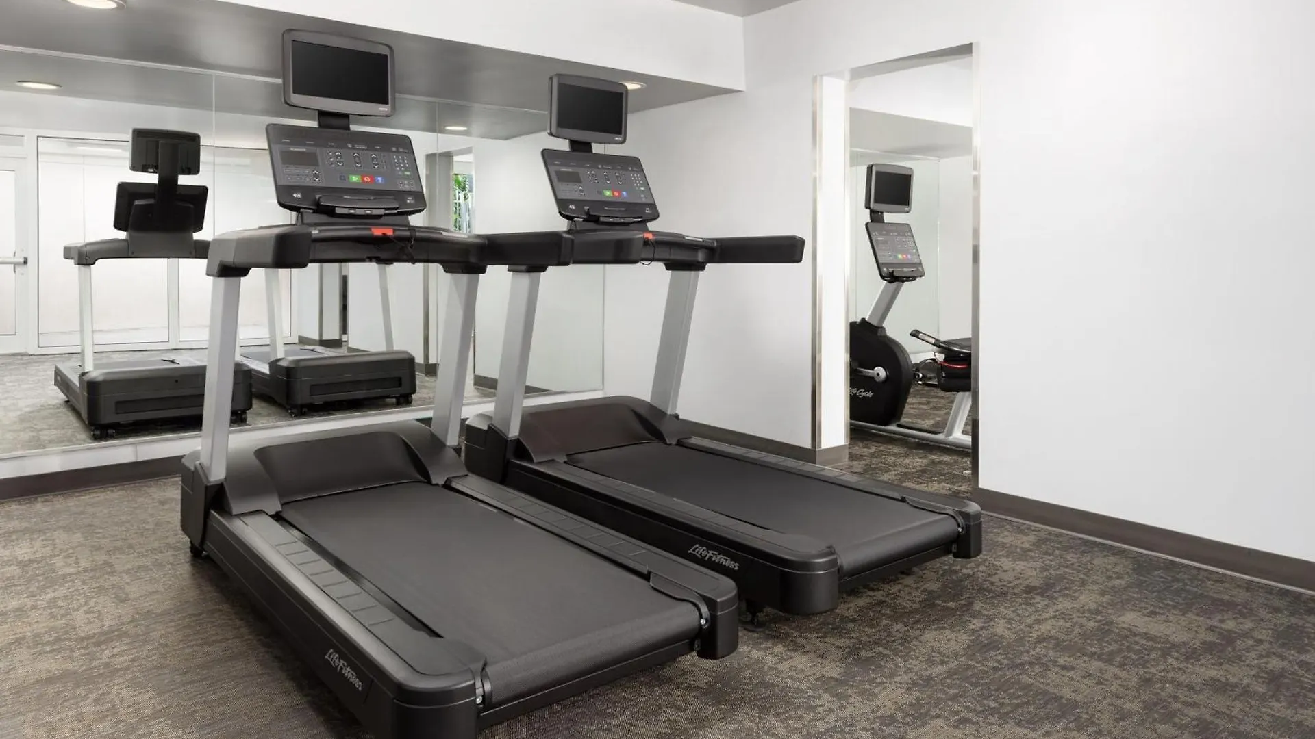 Fairfield & By Marriott At The Keys Collection 3*