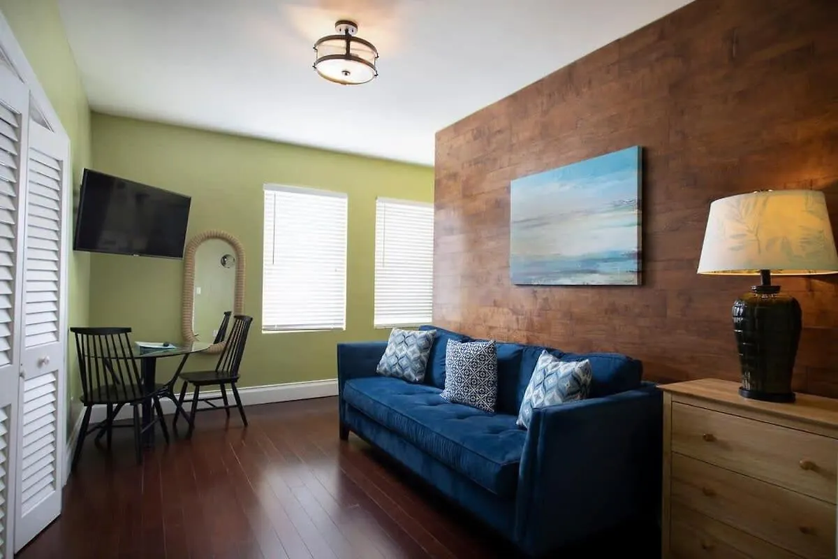 度假居 6 Bedroom 6 Bath On Duval Street