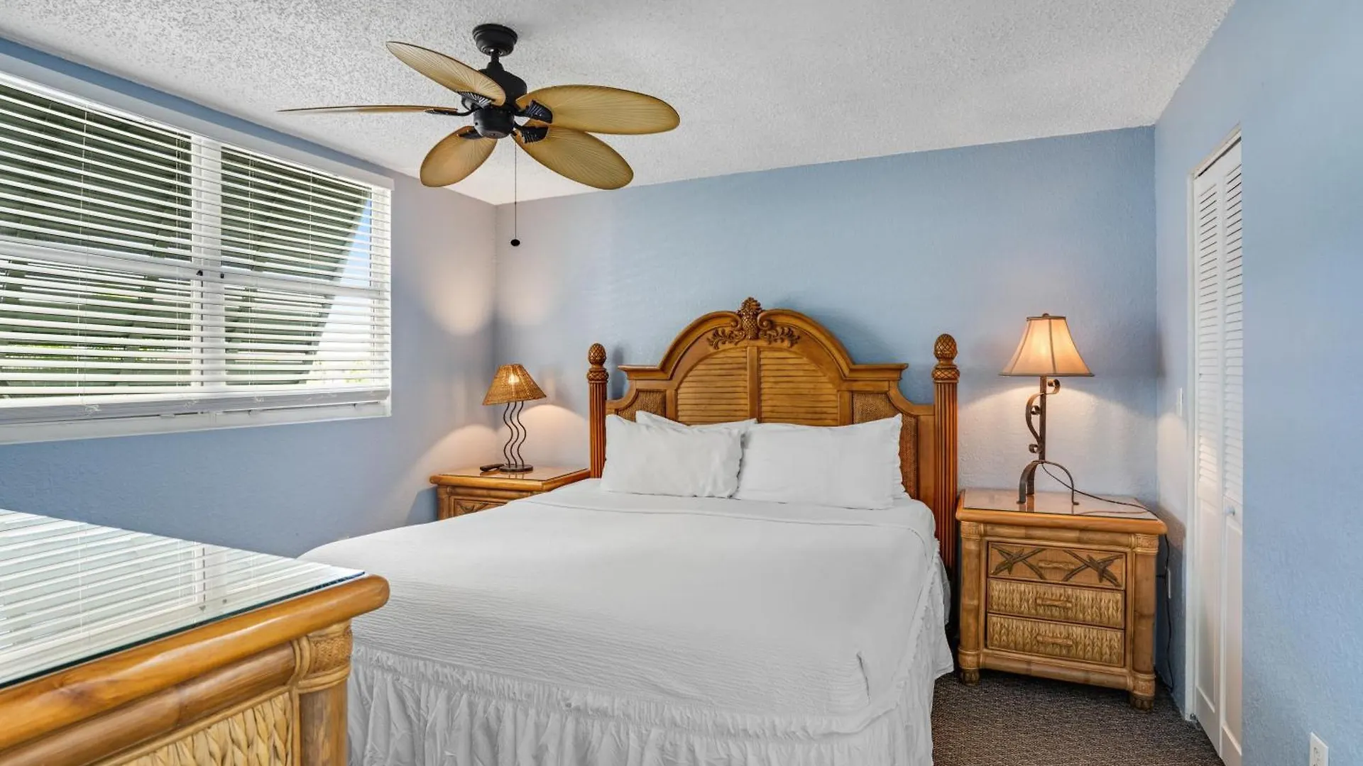 Sunrise Paradise Escape #407 Apartment Key West