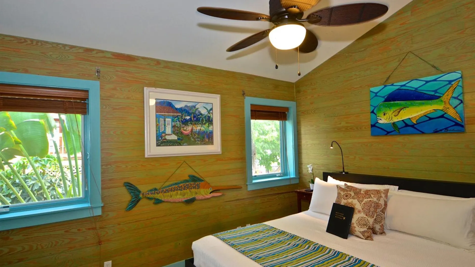 Pescado Penthouse On Duval *