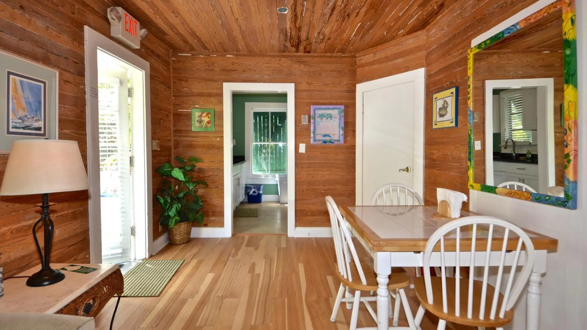 Tropical Village * Κι Γουέστ