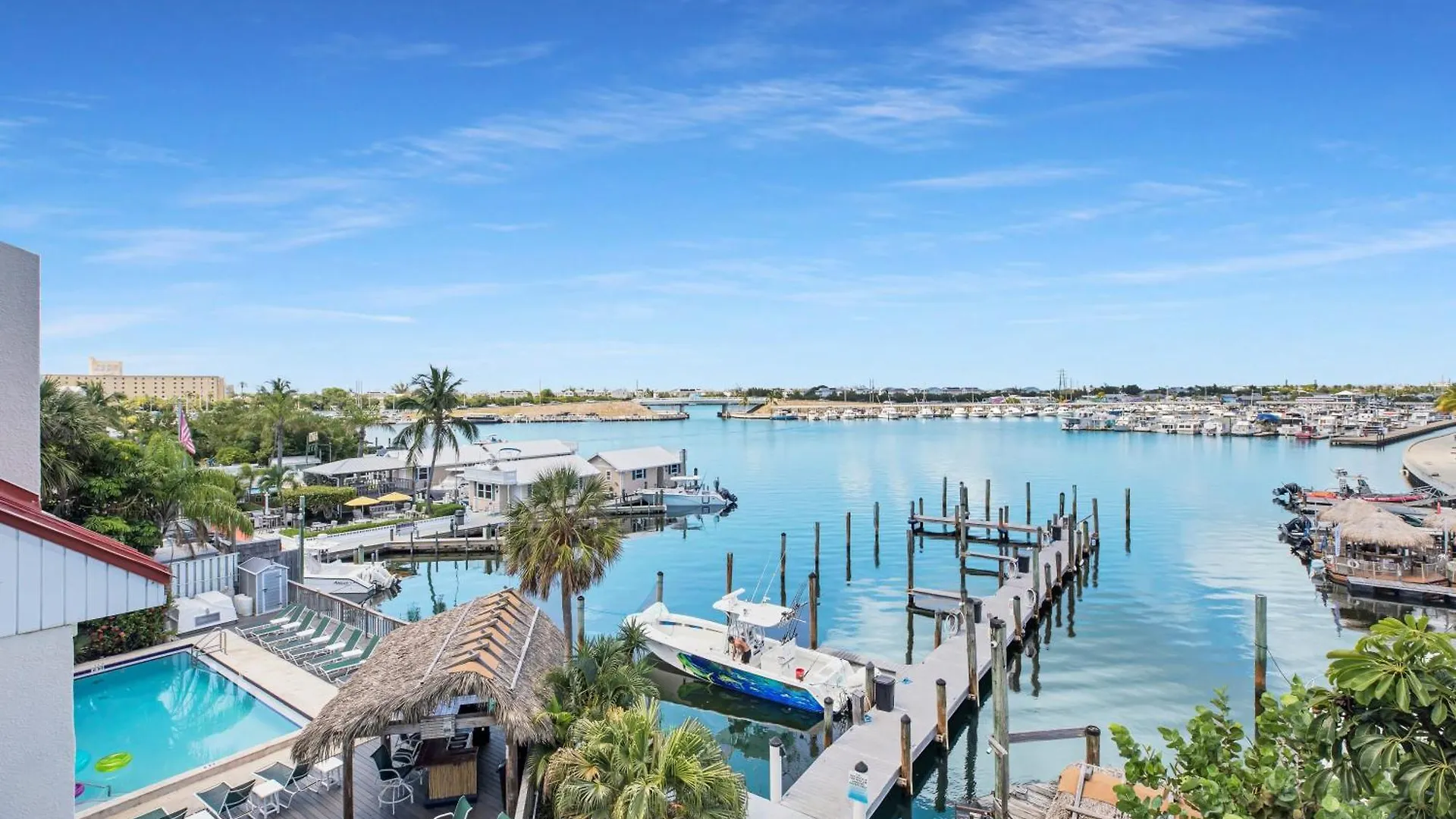 Florida - Spacious Updated Waterfront 2x2 Pool Dock Holiday home