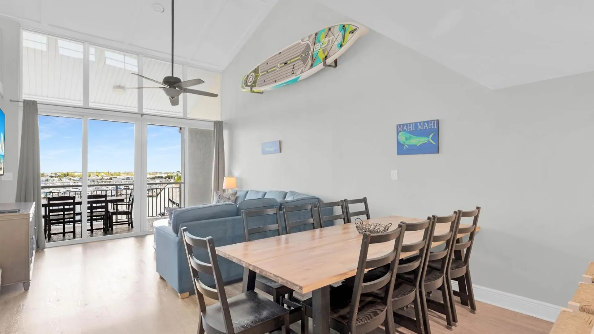 St John - Downtown Waterfront Penthouse Pool Parking Dock