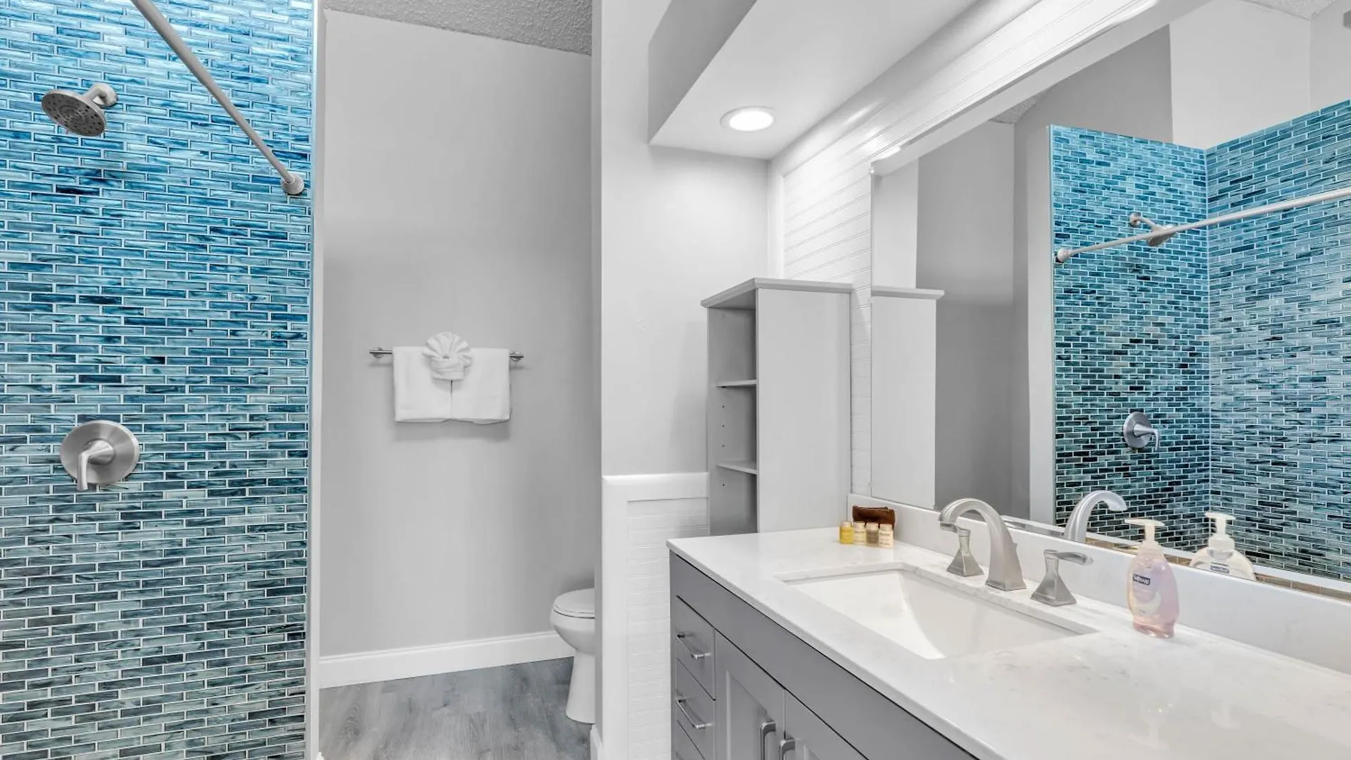 St Croix - Downtown 4x4 Waterfront Penthouse Pool Dock Pet Σπίτι διακοπών *
