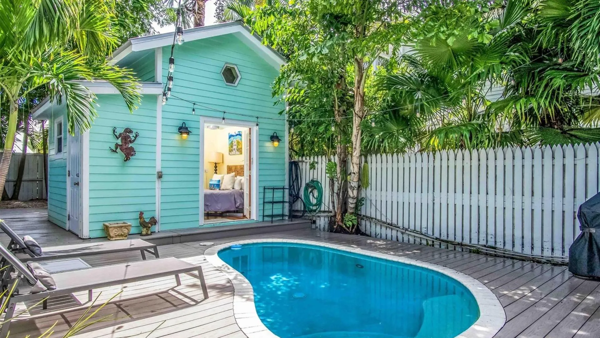 Holiday home Runaway Bills
