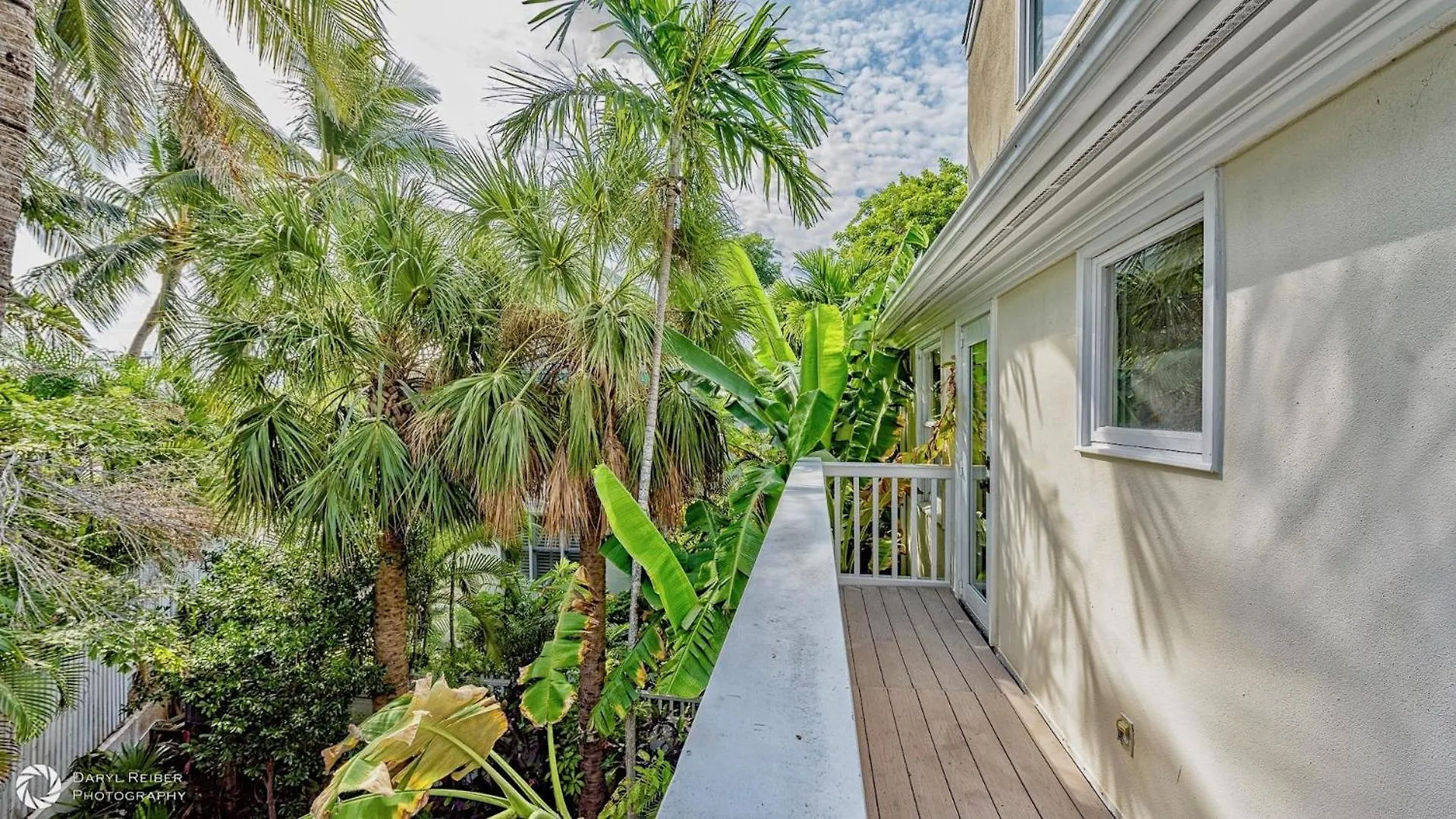 Сasa de vacaciones Banana Blossoms By Last Key Realty *