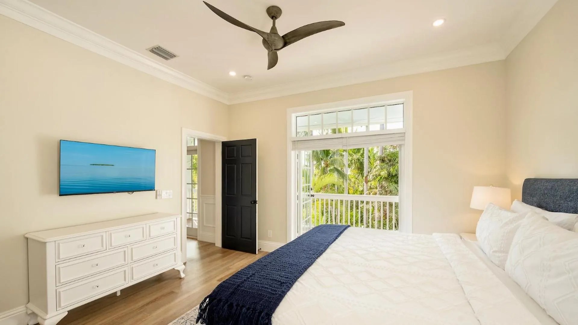 Conch Casa Grande By Last Key Realty