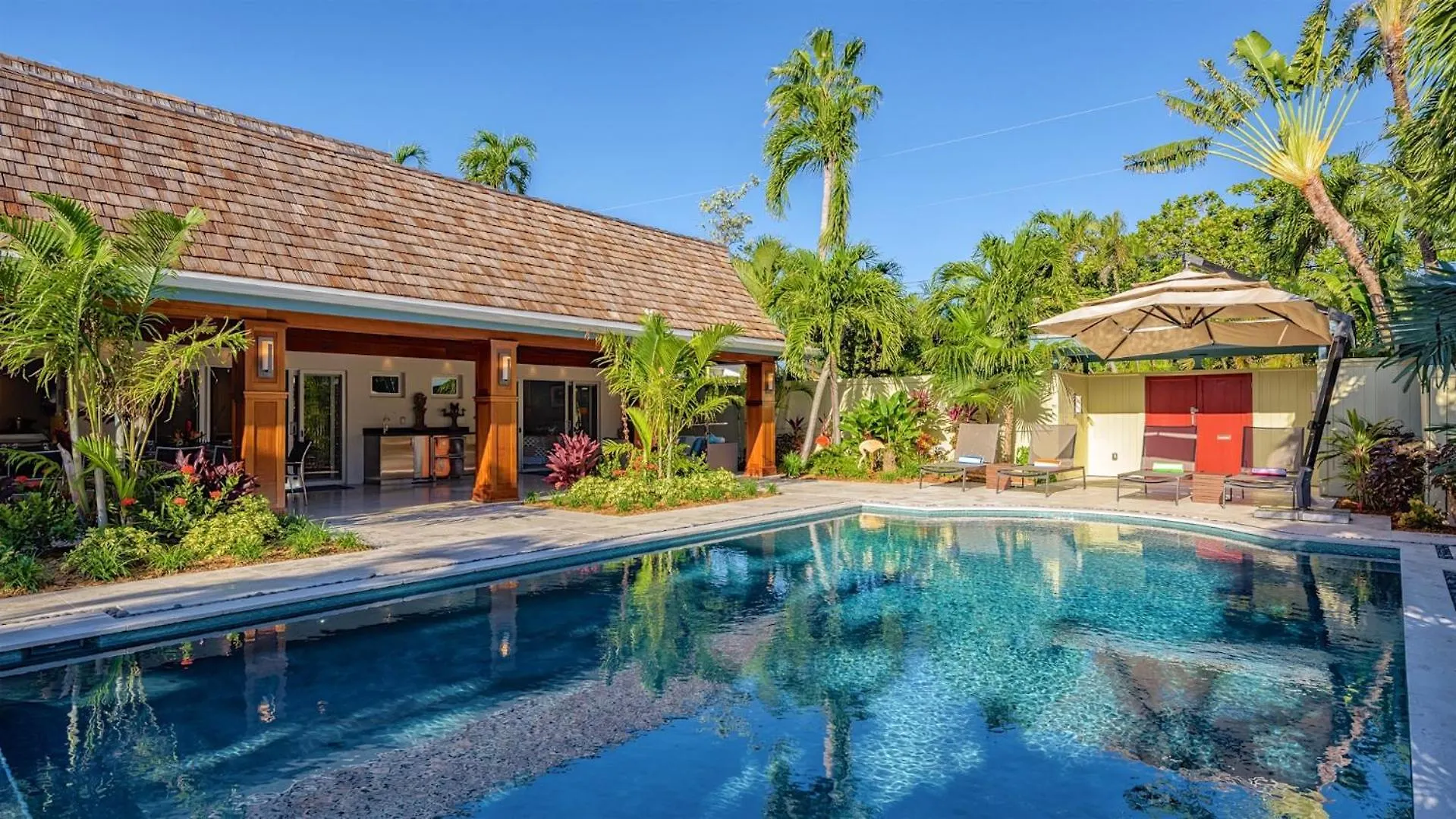 Hébergement de vacances The Polynesian House Bylast Key Realty *