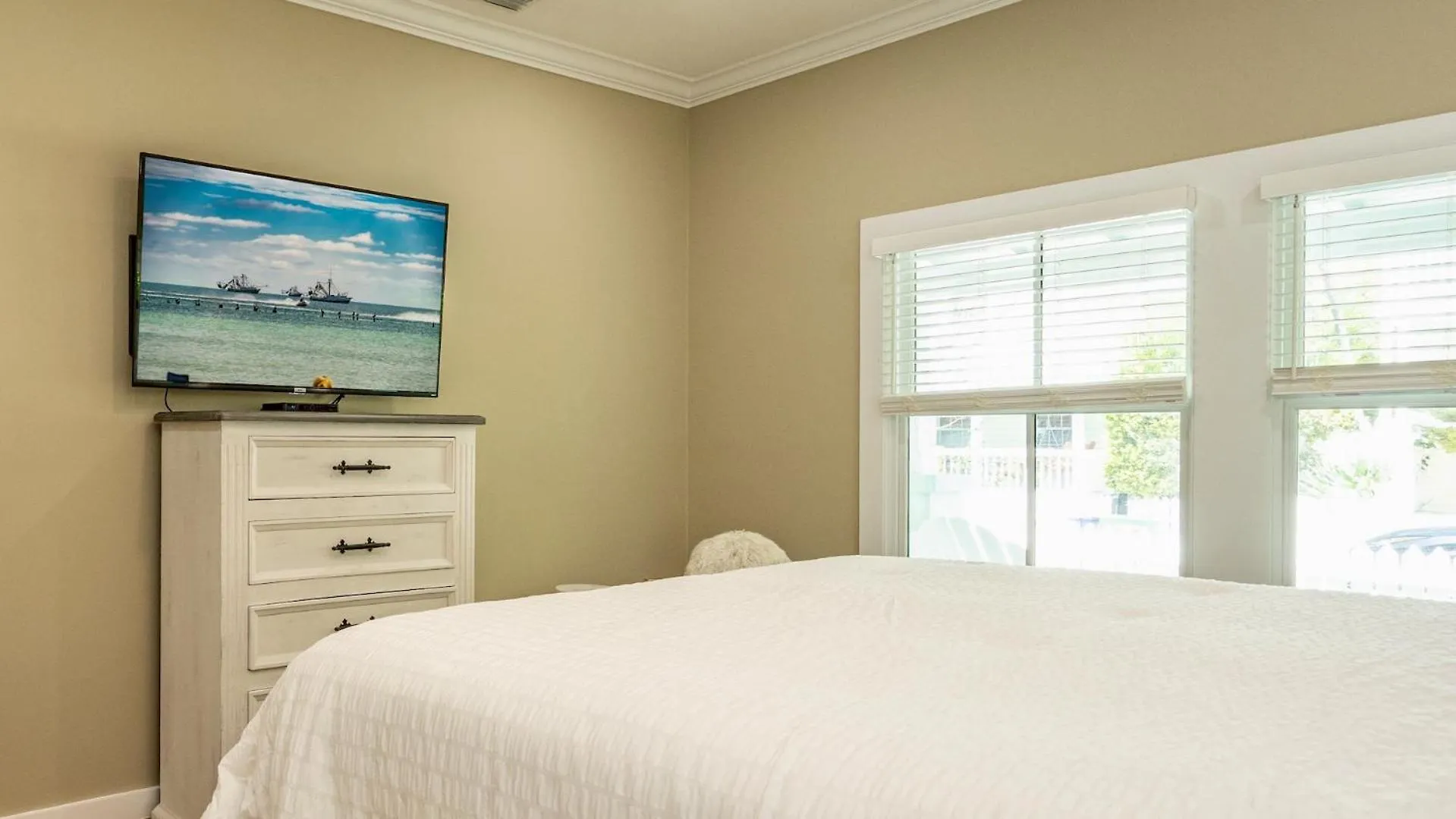 Modern In The Meadows By Last Key Realty *