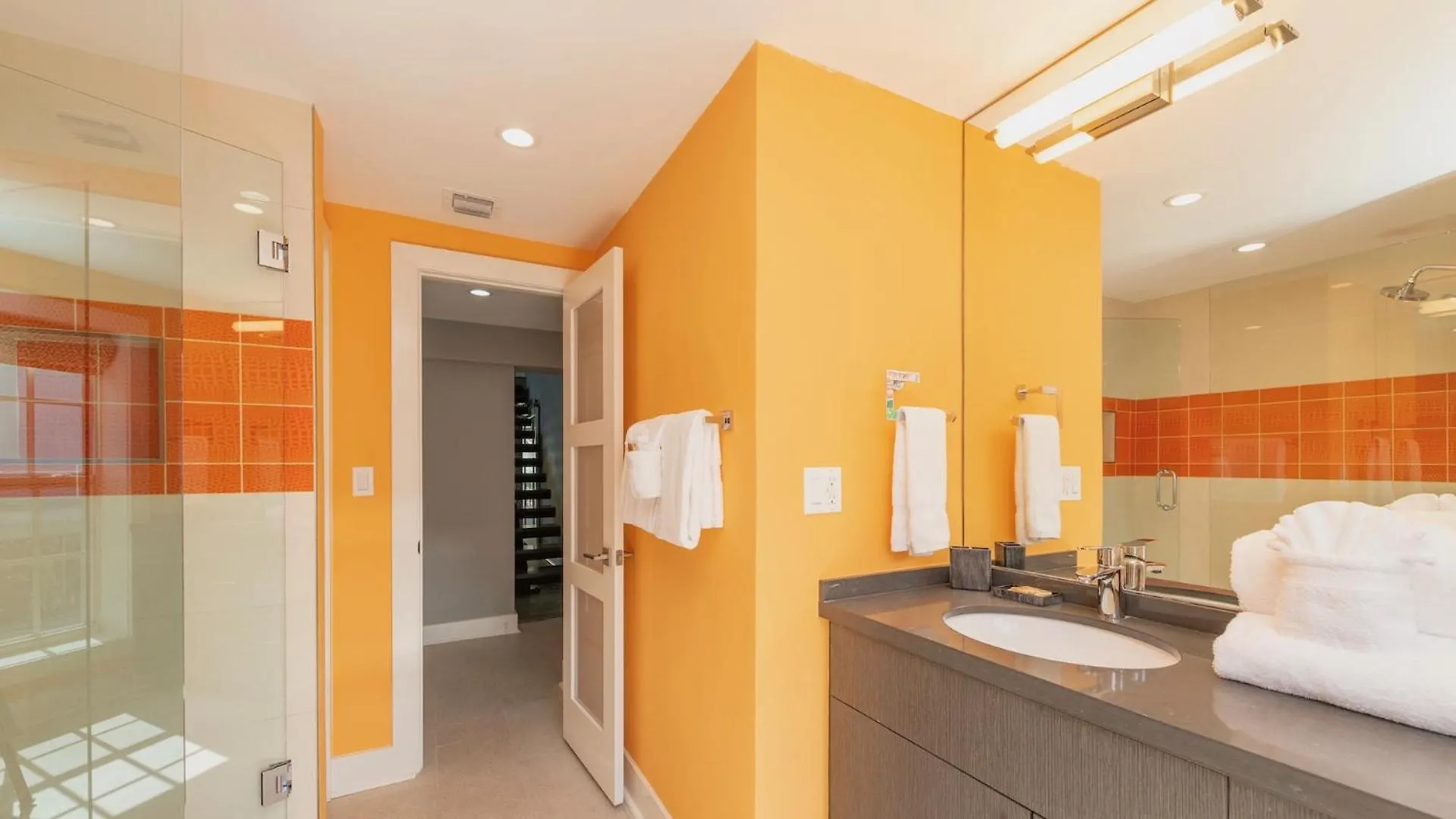 Mayas Secret Treasure By Last Key Realty Apartment Key West
