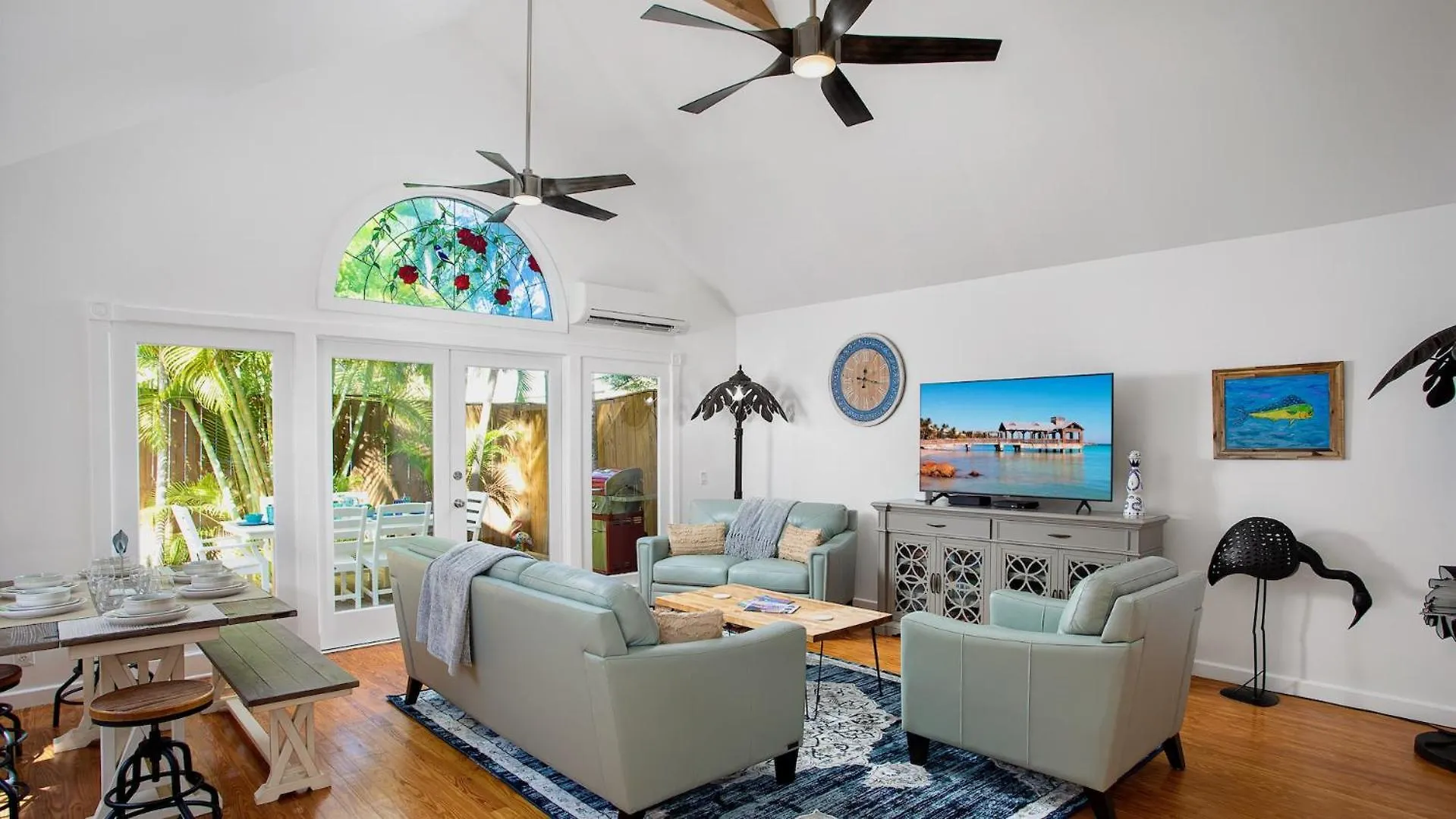 The Poetic Pineapple By Last Key Realty Semesterbostad Key West