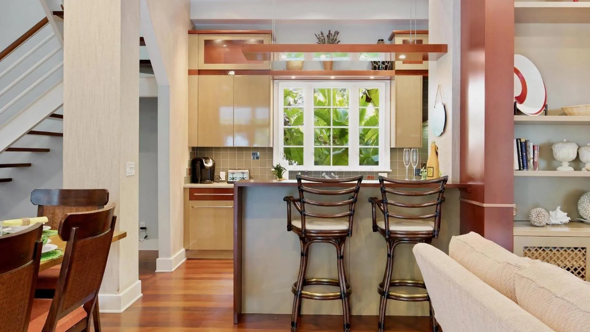 The Royal Compound By Last Key Realty * Key West