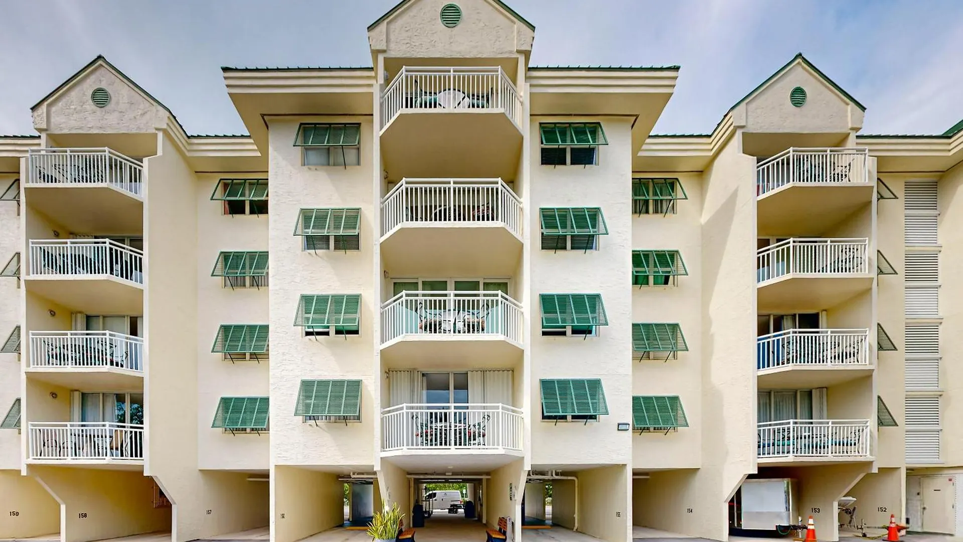 Sunrise - Saint Kitts 412 Apartment