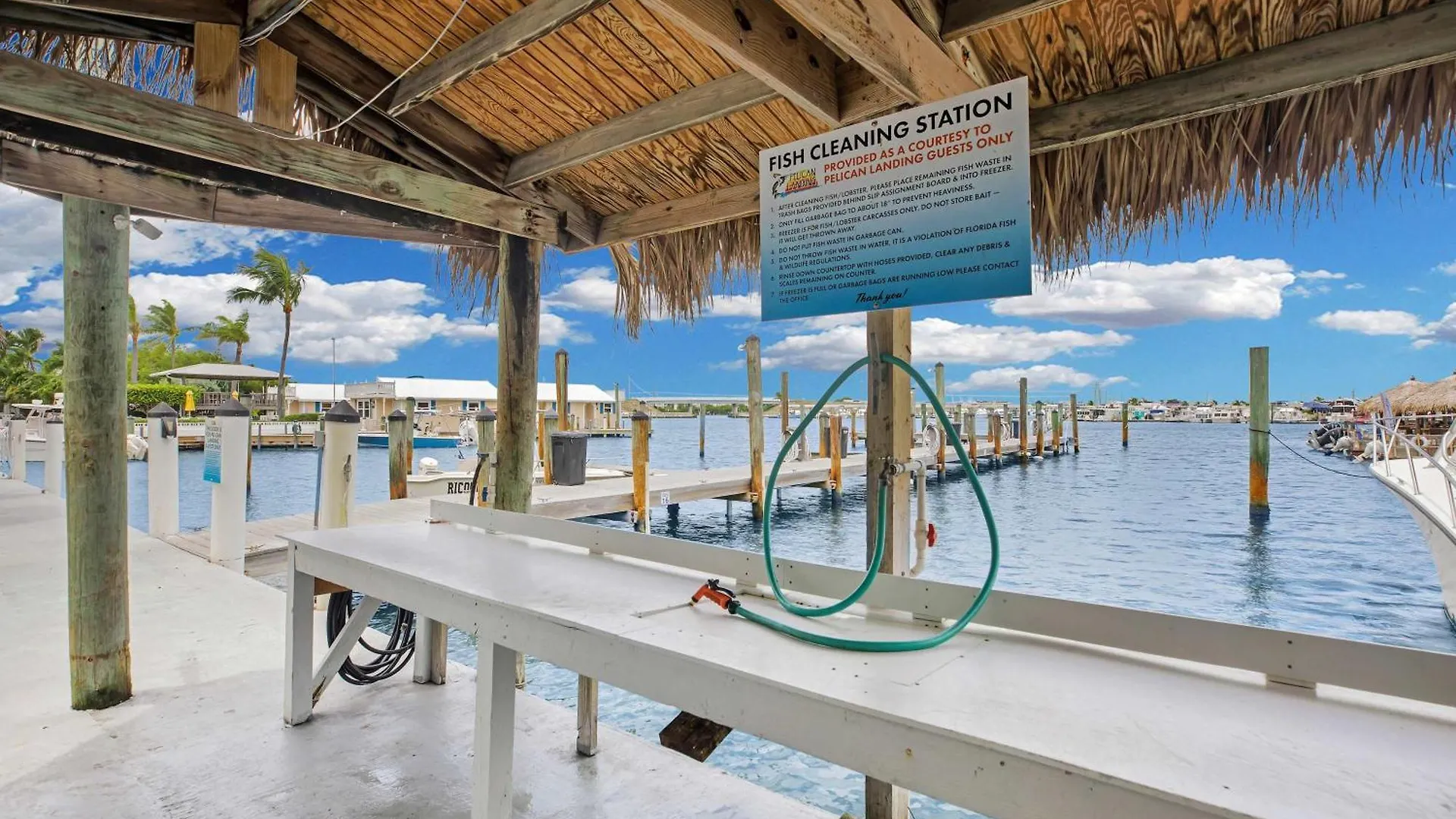 Holiday home Florida - Spacious Updated Waterfront 2x2 Pool Dock *