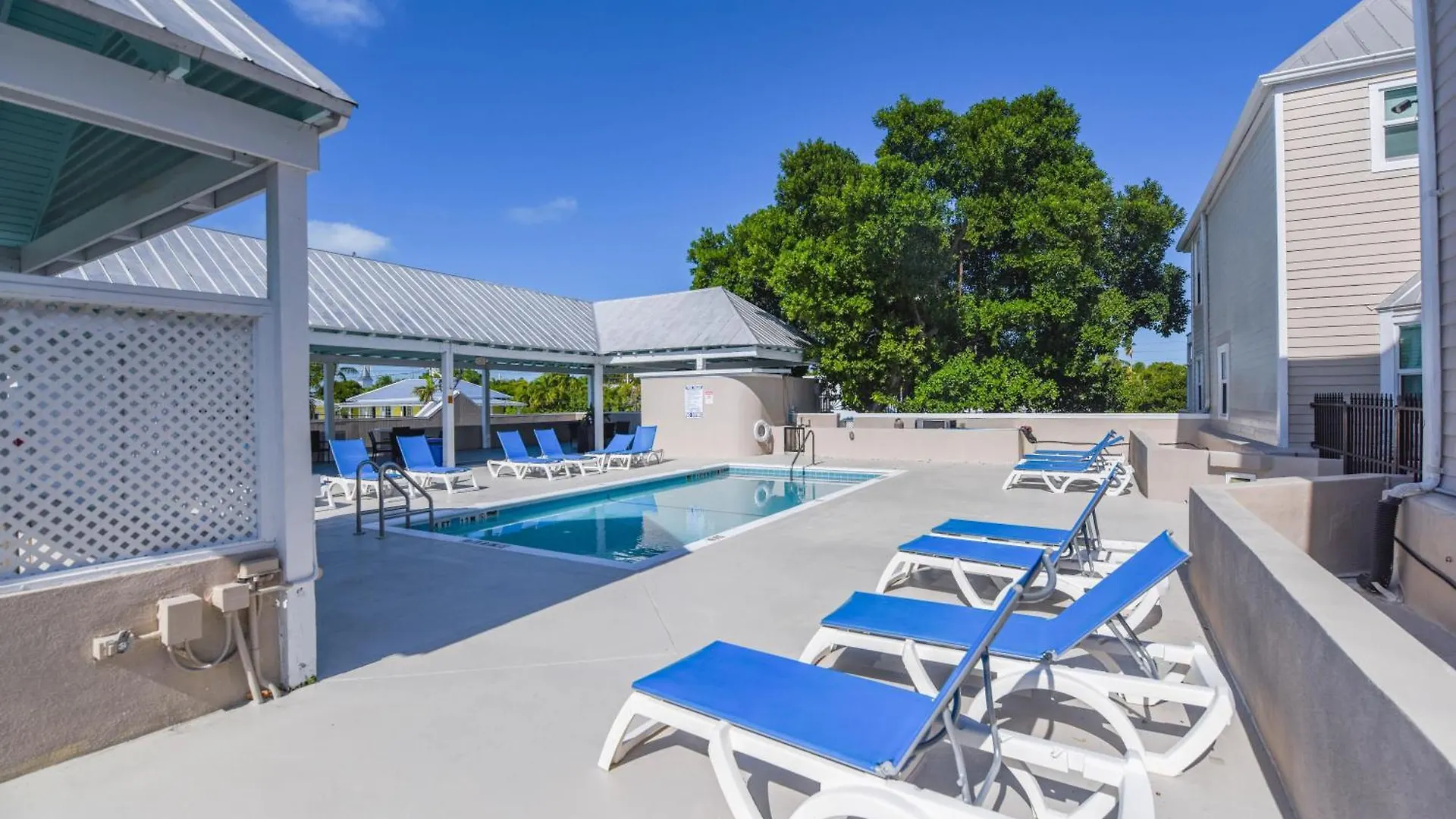 Casa Bonita - Duval Square Holiday home *