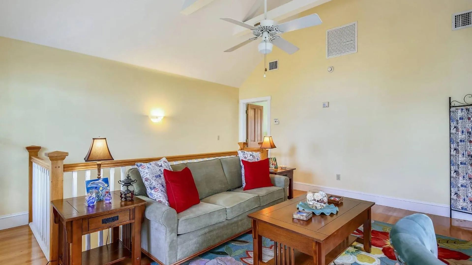 Tumis Time Out By Avantstay Heart Of Old Town W Shared Pool Month Long Only * Key West
