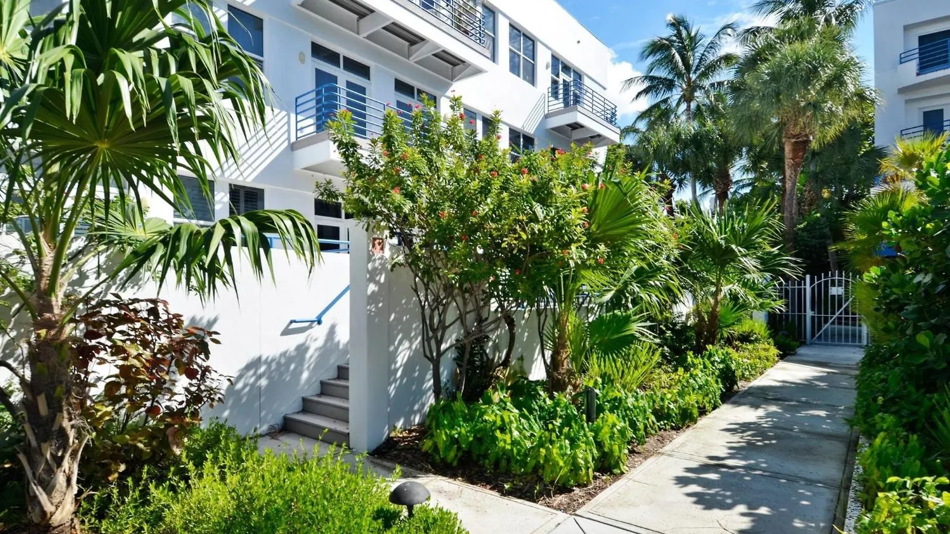 Ferienhaus Sundown Refuge By Avantstay Great Location W Patio Outdoor Dining Bbq Shared Pool Week Long *
