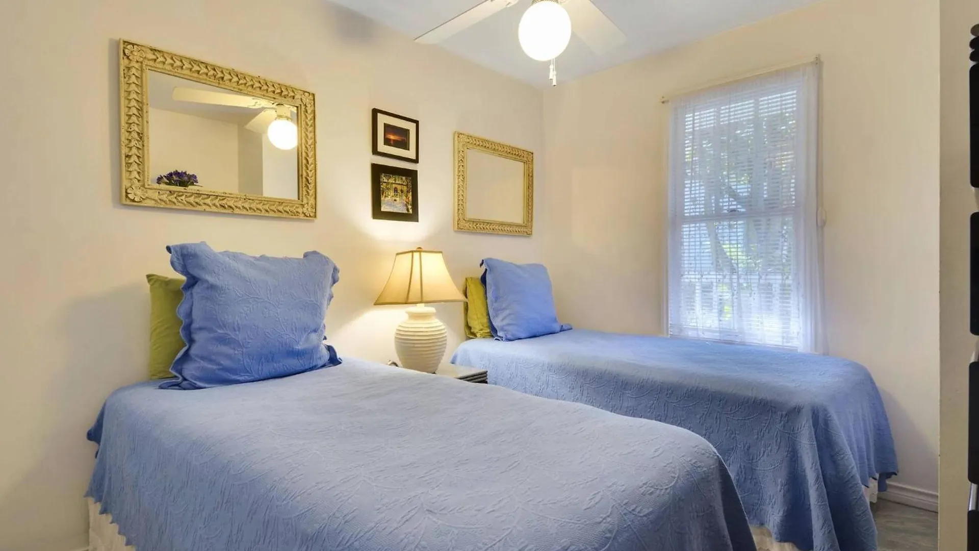 Lavender Jungle By Avantstay Great Location W Patio Shared Pool Week Long Only * Key West
